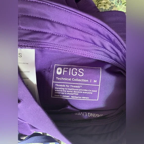 Figs Scrub Set - Picture 2 of 2